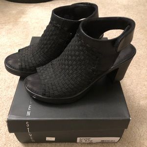 Steve Madden black heels